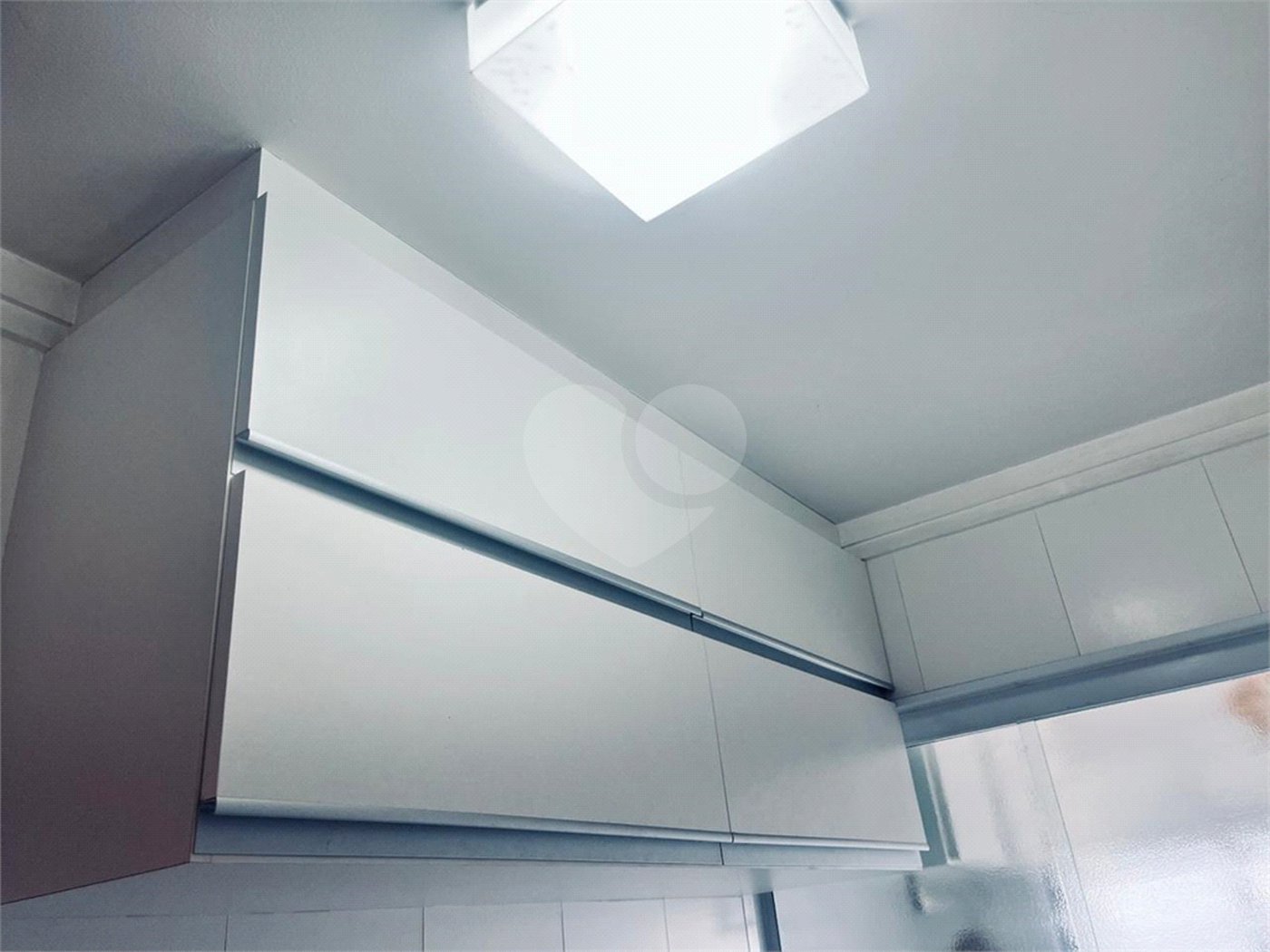 Apartamento à venda com 2 quartos em Parque Maria Domitila, São Paulo, SP