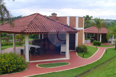 Terreno à venda no condomínio Village Saint Charbel, Araçoiaba da Serra - SP