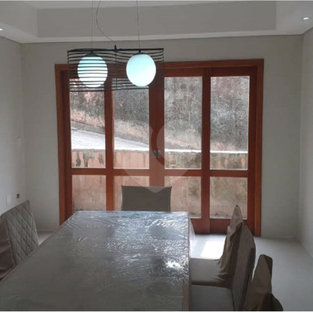 Casa à venda com 2 suítes em Jardim Camila, Mogi das Cruzes, SP