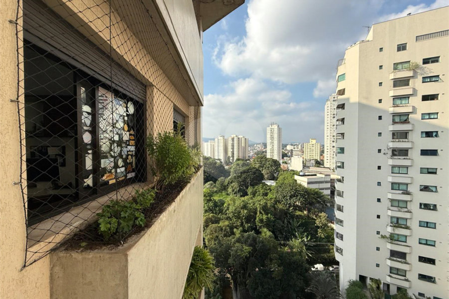 Apartamento à venda com 3 quartos, sendo 1 suíte, em Santana, São Paulo, SP