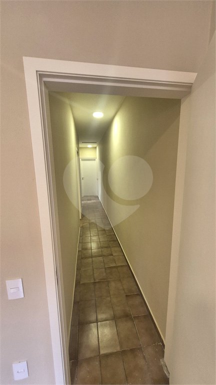 Sobrado à venda com 3 quartos, sendo 1 suíte, em Jardim Las Vegas, Santo André, SP