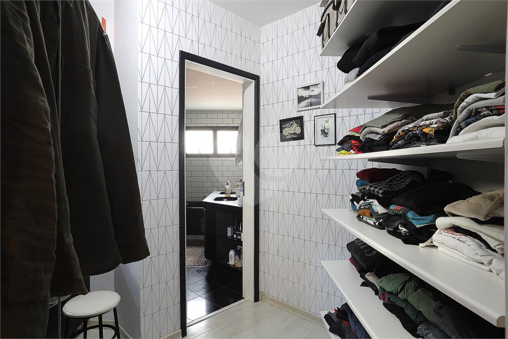 Apartamento à venda com 3 quartos, sendo 1 suíte,  em Brooklin Paulista, São Paulo, SP