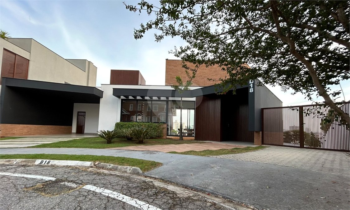 Casa para alugar com 3 suítes no condomínio Residencial Castanheira, Sorocaba - SP