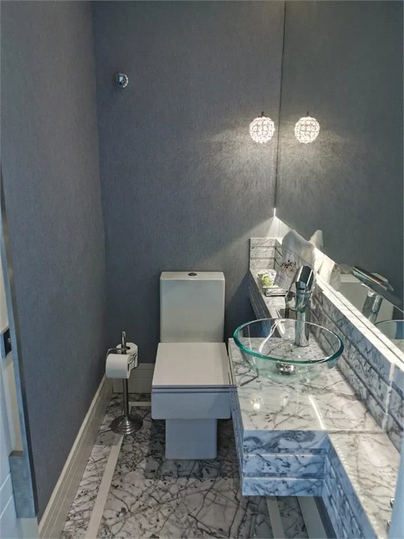 Apartamento à venda com 3 suítes em Jardim Monte Kemel, São Paulo, SP