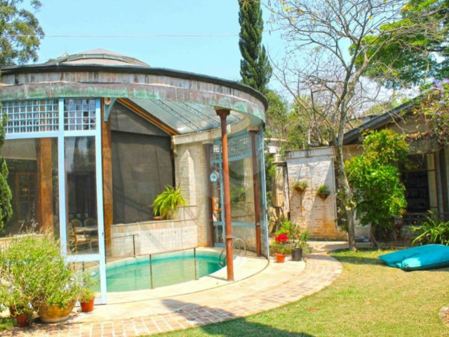 Sobrado à venda com 7 quartos, sendo 5 suítes,  em Alto da Boa Vista, São Paulo, SP
