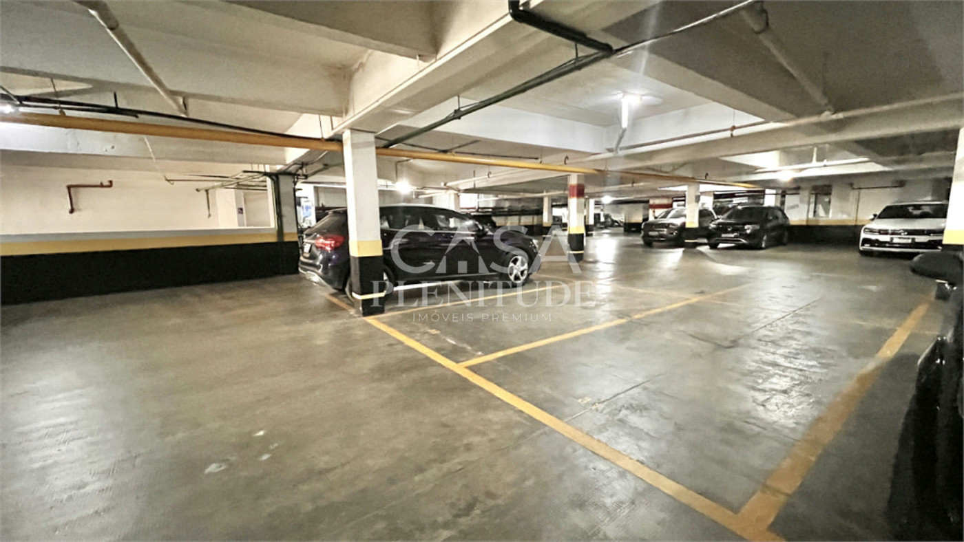 Apartamento à venda com 4 quartos, sendo 1 suíte,  em Vila Mariana, São Paulo, SP