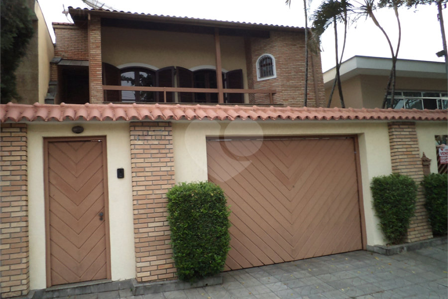 Sobrado à venda com 3 quartos, sendo 1 suíte,  em Jardim Franca, São Paulo, SP