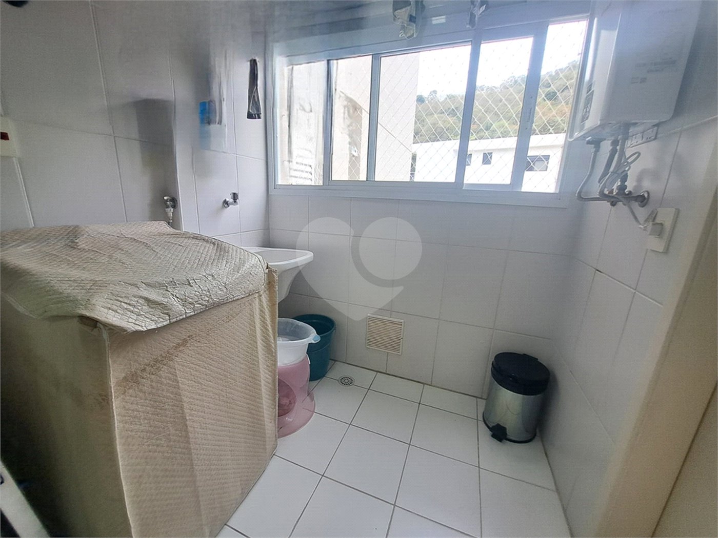 Apartamento à venda com 3 quartos, sendo 1 suíte, em Jardim Peri, São Paulo, SP
