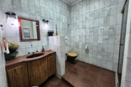 Sobrado à venda com 4 quartos, sendo 2 suítes,  em Instituto de Previdência, São Paulo, SP