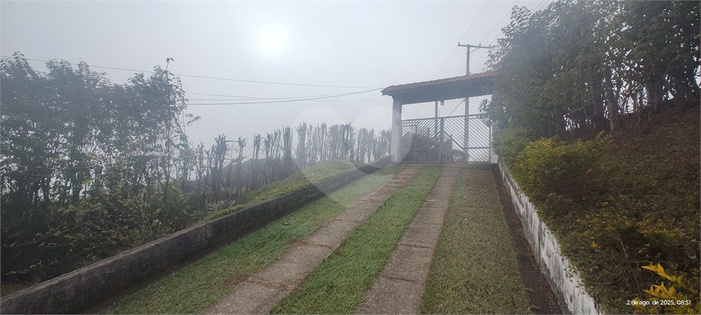 Chácara à venda com 3 quartos, sendo 1 suíte,  no Centro, Nazaré Paulista, SP