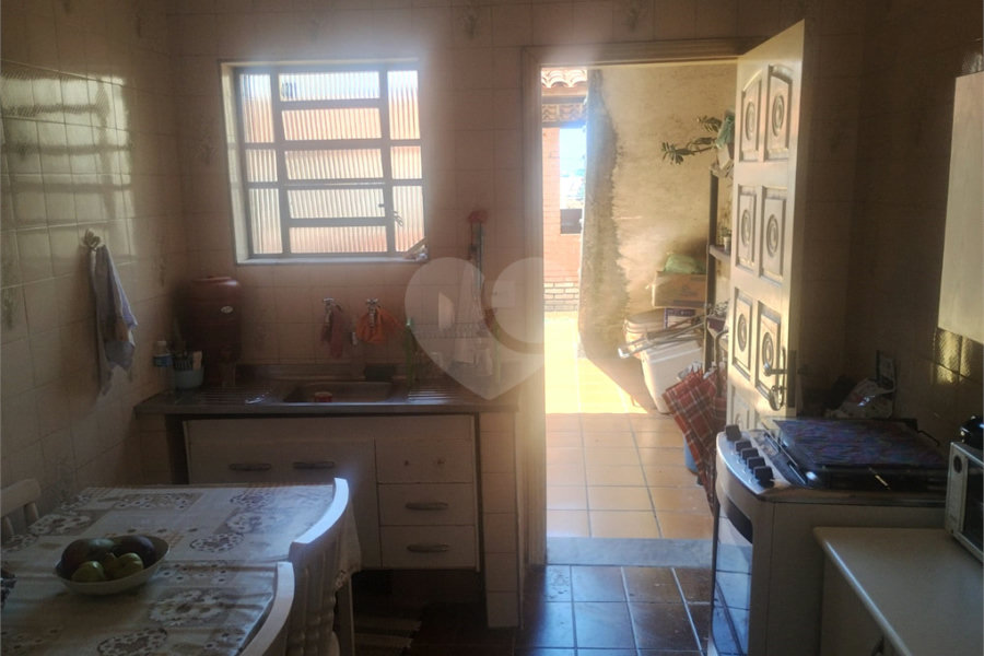 Sobrado à venda com 3 quartos, sendo 1 suíte, em Tremembé, São Paulo, SP