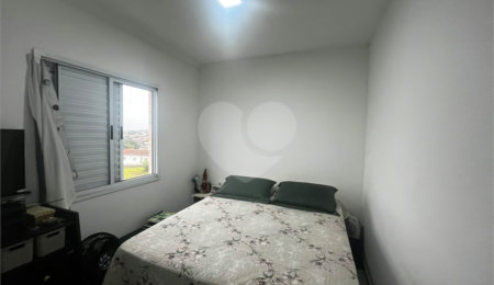 Apartamento à venda com 2 quartos em Vila Asem, Itapetininga, SP