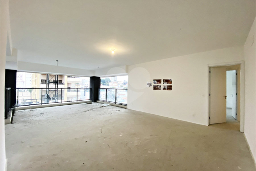 Apartamento à venda com 3 suítes em Santana, São Paulo, SP