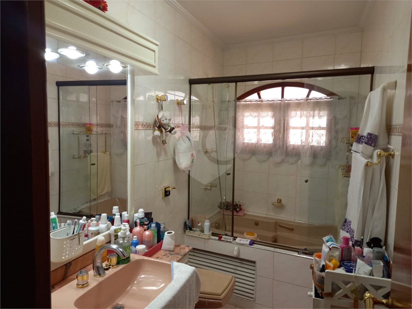 Sobrado à venda com 3 quartos, sendo 1 suíte,  em Santa Teresinha, São Paulo, SP