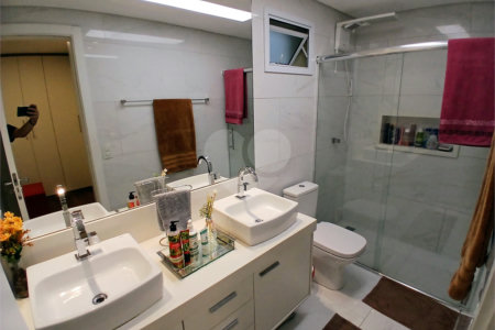 Sobrado à venda com 3 suítes em Vila Mariza Mazzei, São Paulo, SP