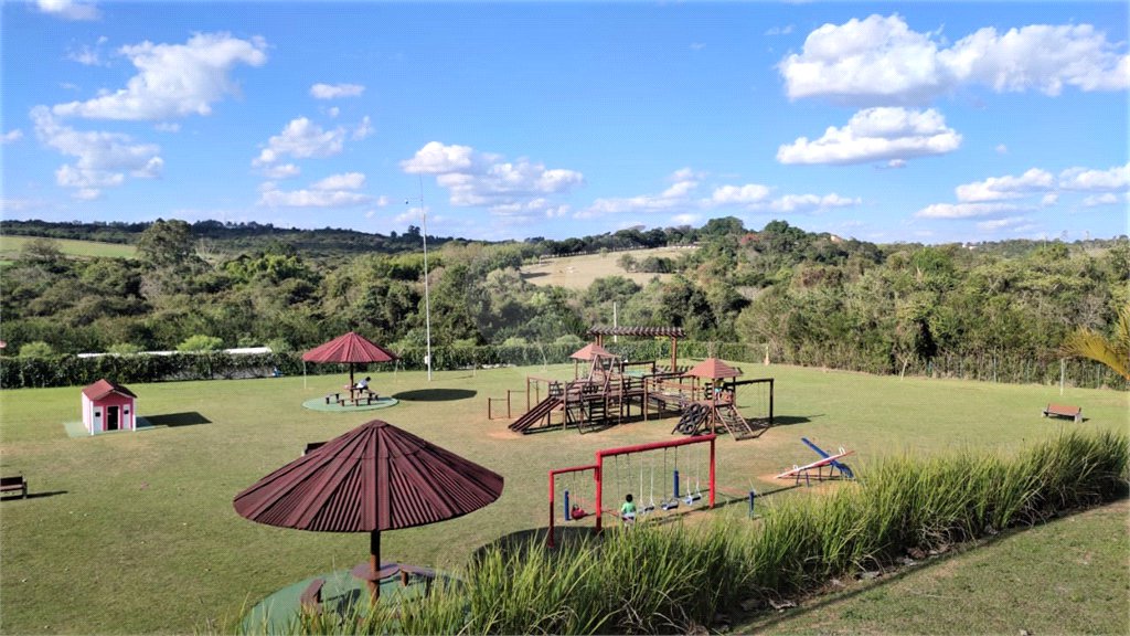 Terreno à venda no condomínio Village Saint Charbel, Araçoiaba da Serra - SP