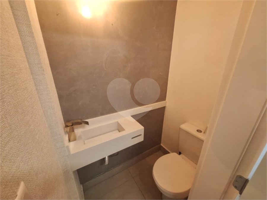 Apartamento à venda com 2 quartos em Vila Uberabinha, São Paulo, SP
