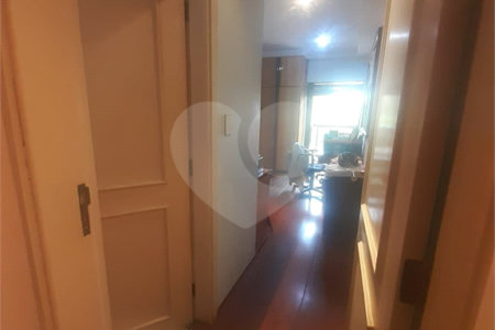 Apartamento à venda com 3 suítes no Centro, Sorocaba, SP