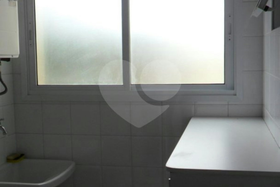 Apartamento à venda com 3 quartos, sendo 1 suíte, em Vila Nova Cachoeirinha, São Paulo, SP
