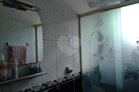 Casa à venda com 4 quartos, sendo 2 suítes, em Jardim Vila Galvão, Guarulhos, SP