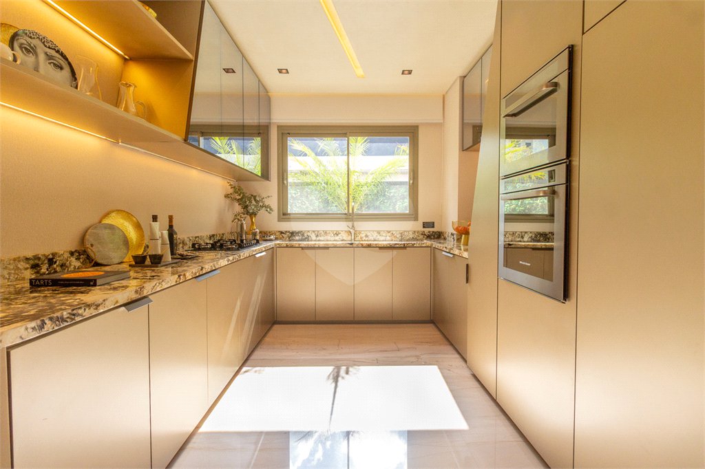 Apartamento à venda com 4 suítes em Pinheiros, São Paulo, SP