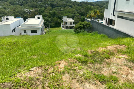 Terreno à venda no condomínio Brisa 1, Mogi das Cruzes - SP
