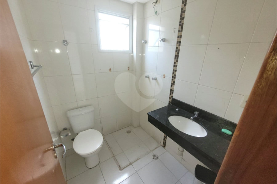 Apartamento à venda com 2 quartos em Horto, São Paulo, SP