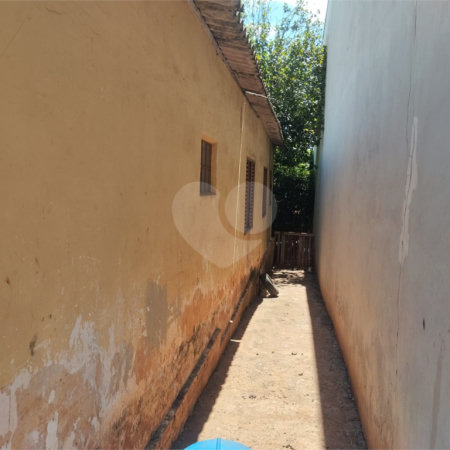 Casa à venda com 3 quartos em Jardim Santa Lúcia, Araraquara, SP