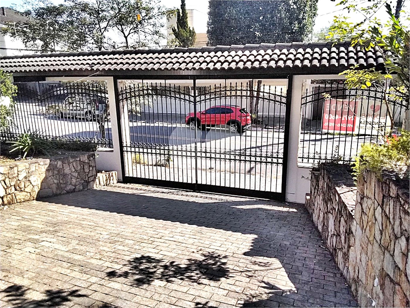 Sobrado à venda com 4 quartos, sendo 2 suítes, em Jardim São Bento, São Paulo, SP