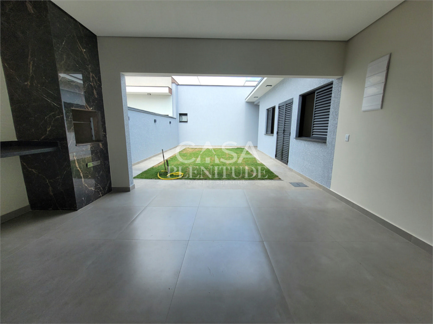 Casa em condomínio à venda com 3 suítes em Aparecidinha, Sorocaba, SP