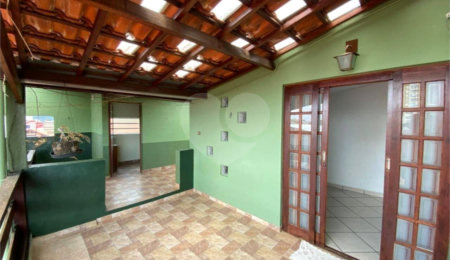 Casa à venda com 4 quartos, sendo 2 suítes,  em Parque Santana, Mogi das Cruzes, SP