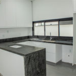 Casa à venda com 3 suítes no condomínio Residencial Central Parque, Salto - SP