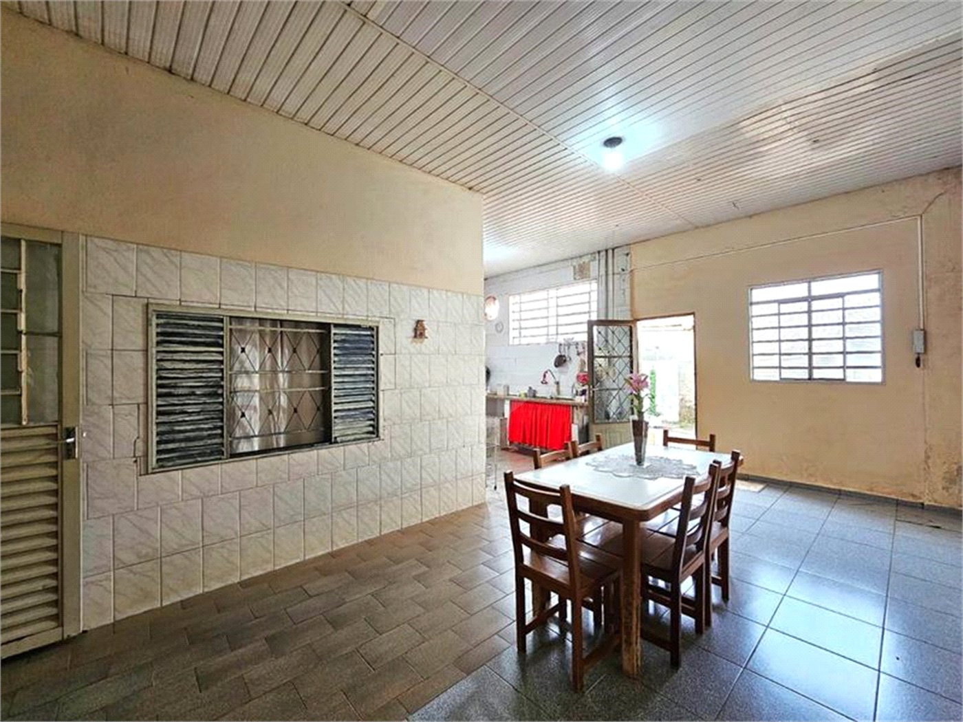 Casa Térrea à venda com 6 quartos, sendo 4 suítes, em Jardim Maria Goretti, Ribeirão Preto, SP