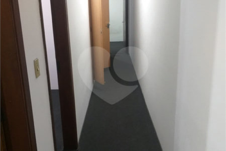 Sobrado à venda com 3 quartos no Centro, Mogi das Cruzes, SP