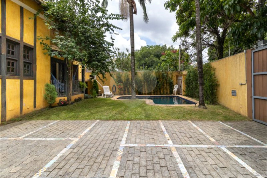 Casa à venda ou para alugar com 4 quartos, sendo 3 suítes, em Lapa, São Paulo, SP
