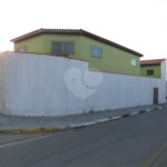Casa à venda com 5 quartos, sendo 1 suíte,  em Parque do Colégio, Suzano, SP