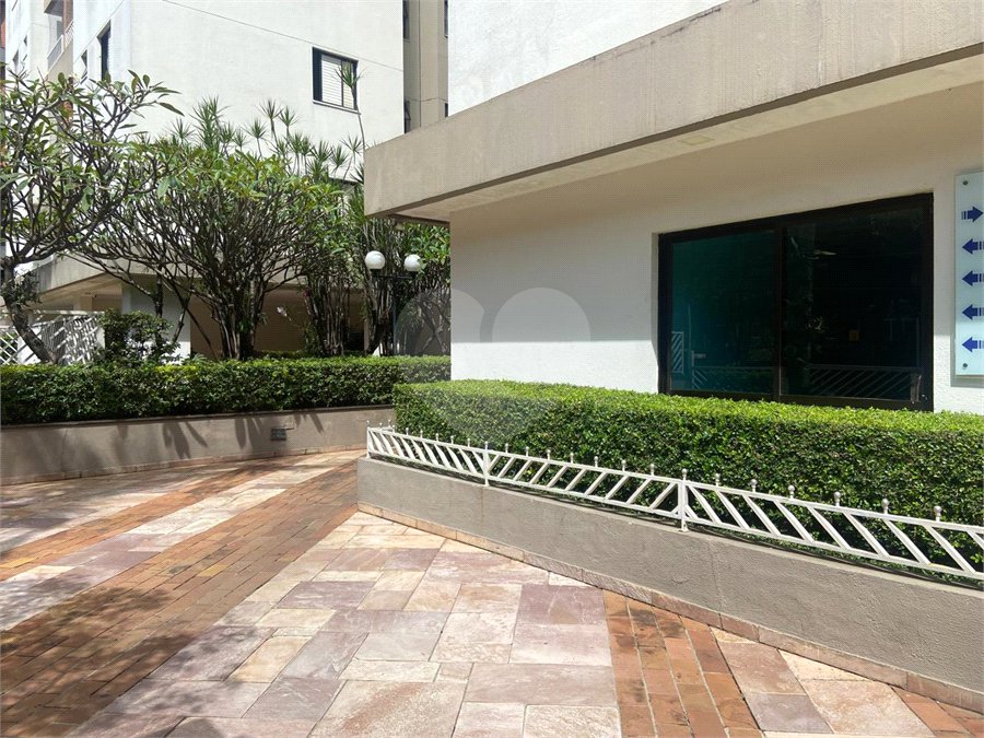 Apartamento à venda com 3 quartos, sendo 1 suíte, em Tatuapé, São Paulo, SP