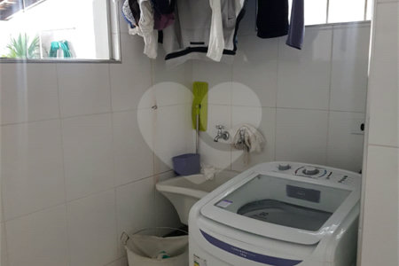 Sobrado à venda com 3 quartos, sendo 1 suíte,  em Jardim Olympia, São Paulo, SP