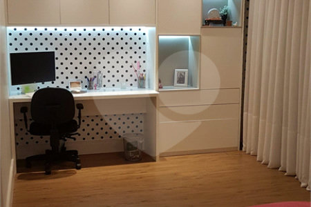 Casa à venda com 4 suítes no condomínio Residencial Jaguary, São José dos Campos - SP