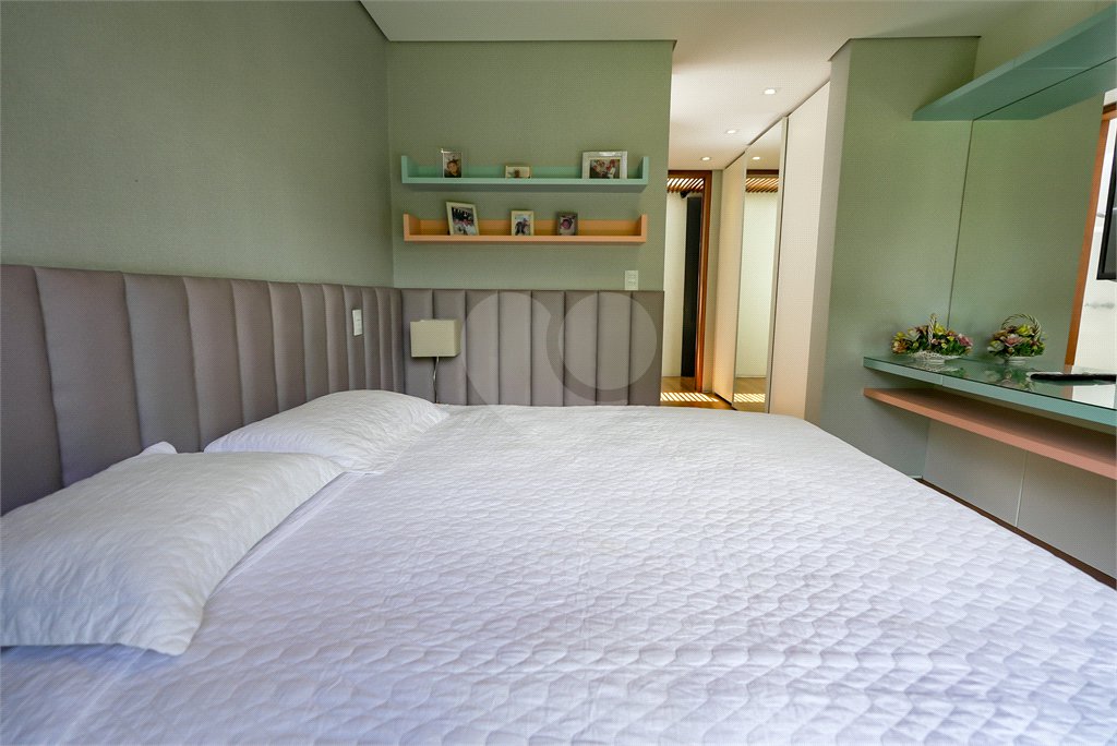 Casa à venda com 5 suítes no condomínio Plaza Athenee, Itu - SP