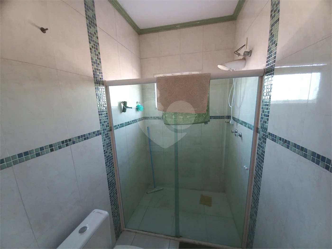 Casa à venda com 4 quartos, sendo 2 suítes, em Residencial Jardim Perolla, Itupeva, SP