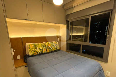 Apartamento à venda com 2 quartos, sendo 1 suíte,  em Santo Amaro, São Paulo, SP