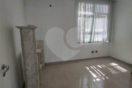 Casa à venda com 3 suítes no condomínio Residencial Suzano, Suzano - SP