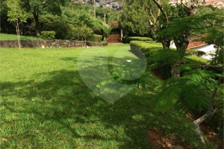 Chácara à venda com 8 quartos, sendo 3 suítes, no Centro, Bom Jesus dos Perdões, SP