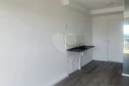 Apartamento à venda com 1 suíte em Parque Vitória, São Paulo, SP