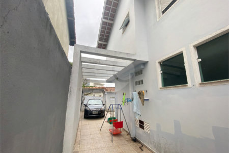 Sobrado à venda com 2 quartos, sendo 1 suíte, em Jardim Nathalie, Mogi das Cruzes, SP