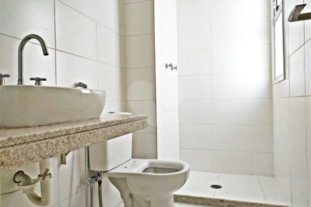 Apartamento à venda com 3 suítes em Santa Teresinha, São Paulo, SP
