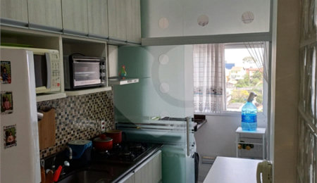 Apartamento à venda com 2 quartos, sendo 1 suíte,  em Parque Santana, Mogi das Cruzes, SP