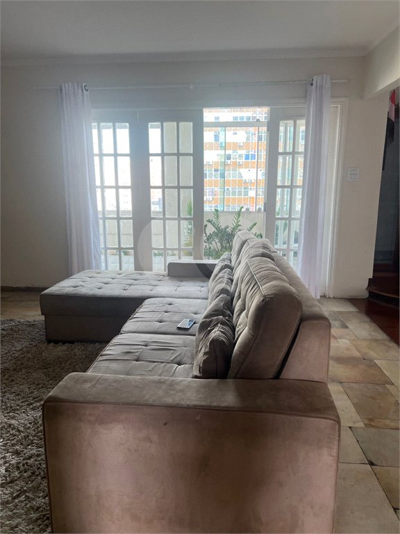 Cobertura penthouse com 486 m², 5 dormitórios e 2 vagas em ótima localização