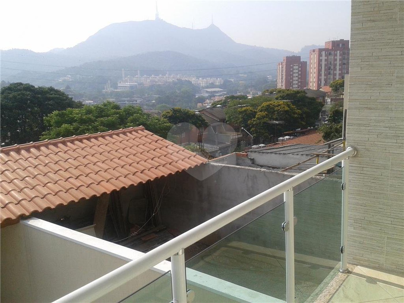 Sobrado à venda com 3 quartos, sendo 1 suíte, em Jardim Santa Mônica, São Paulo, SP